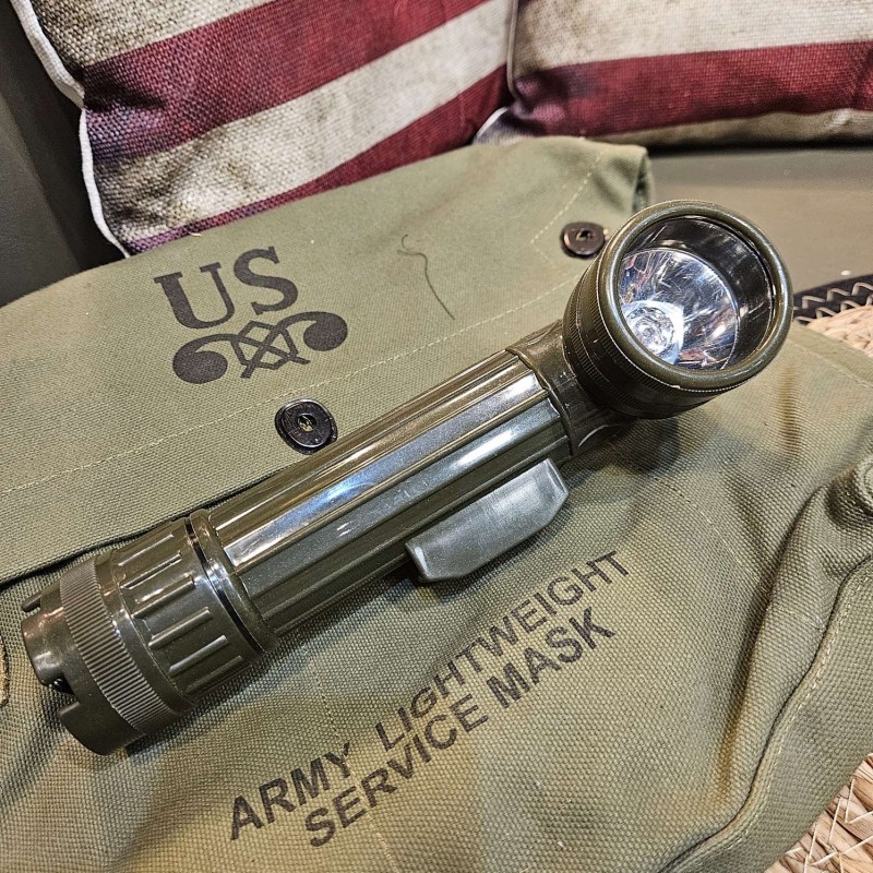 LAMPE TL 122 U.S. ARMY