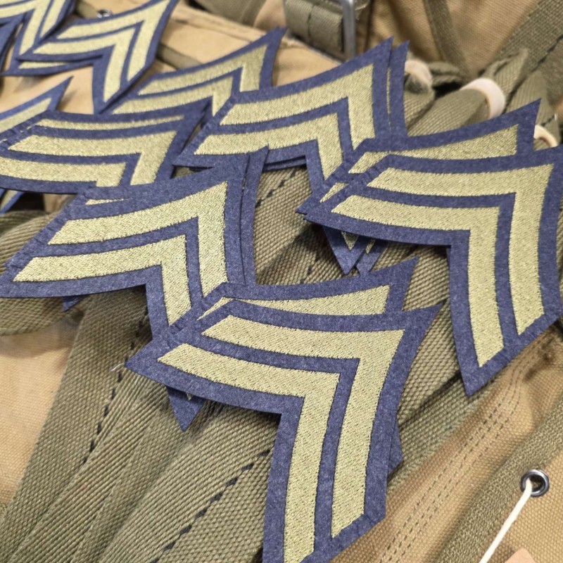 LOT X10 PAIRES DE GALONS CORPORAL CPL