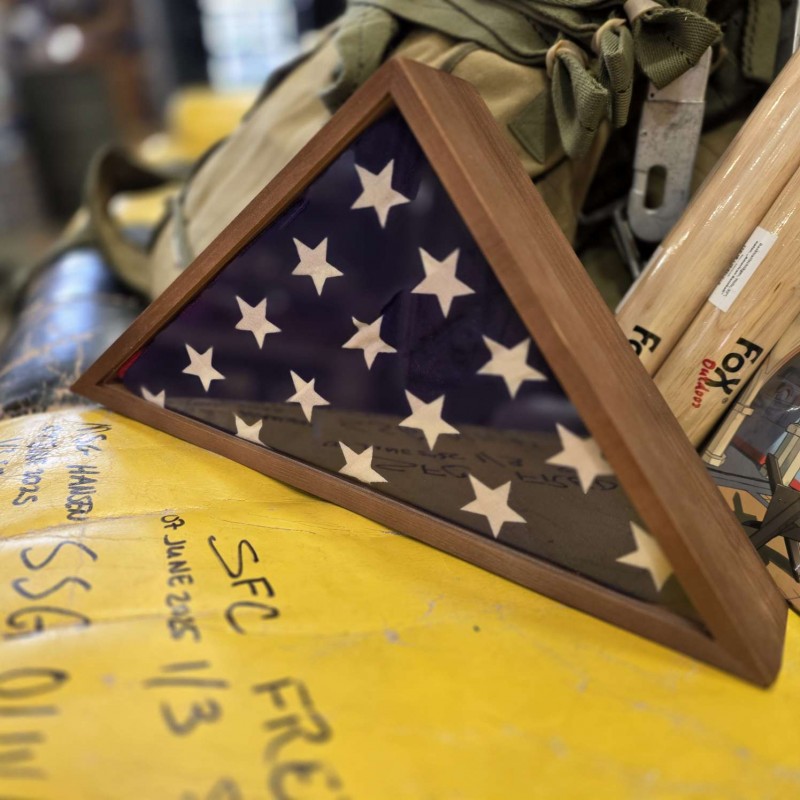 CADRE POUR DRAPEAU TRIANGLE