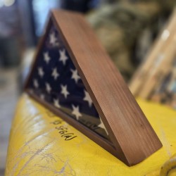 CADRE POUR DRAPEAU TRIANGLE